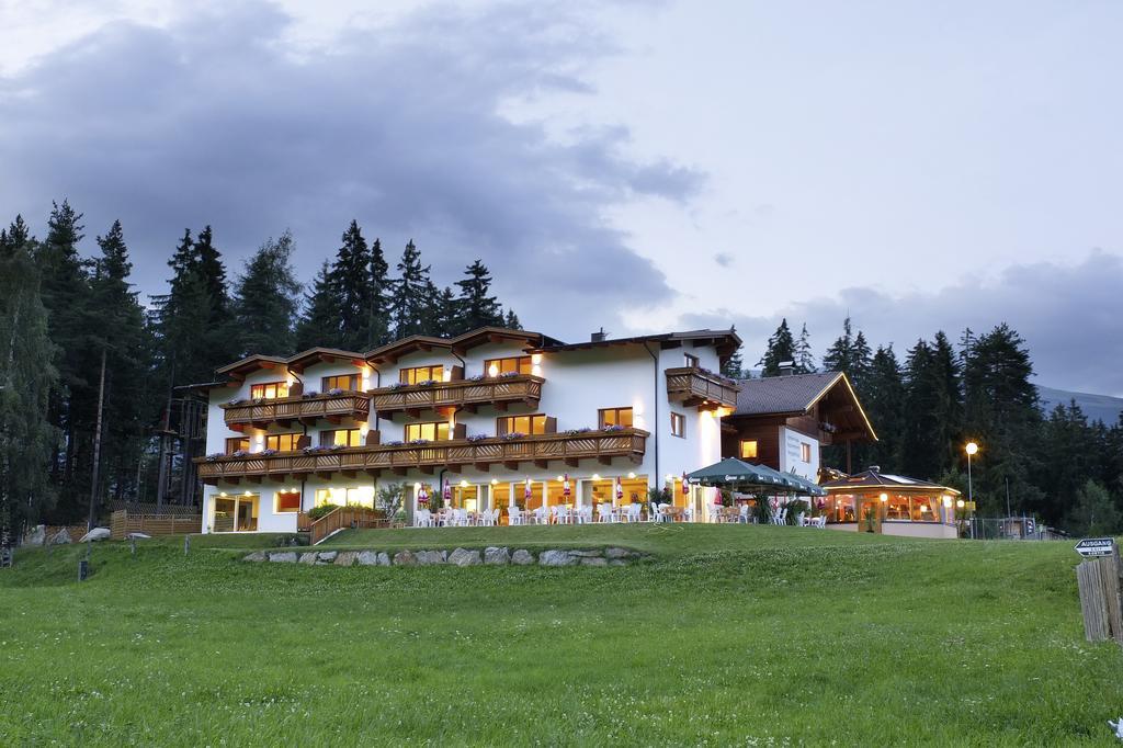 Familienhotel Moos-Alm Лиенц Экстерьер фото